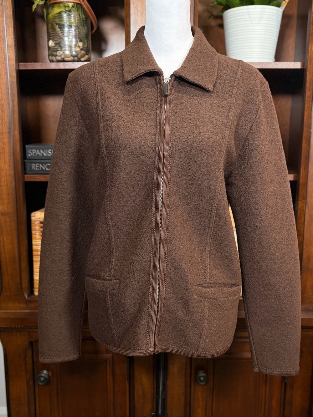 Valerie Stevens Pure Wool Brown Teddy Zip-Front Jacket Italian Size Small